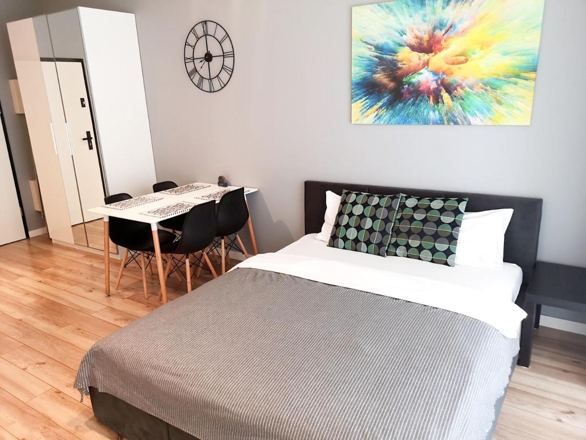 Novum Apartment With Parking Krakow Ngoại thất bức ảnh