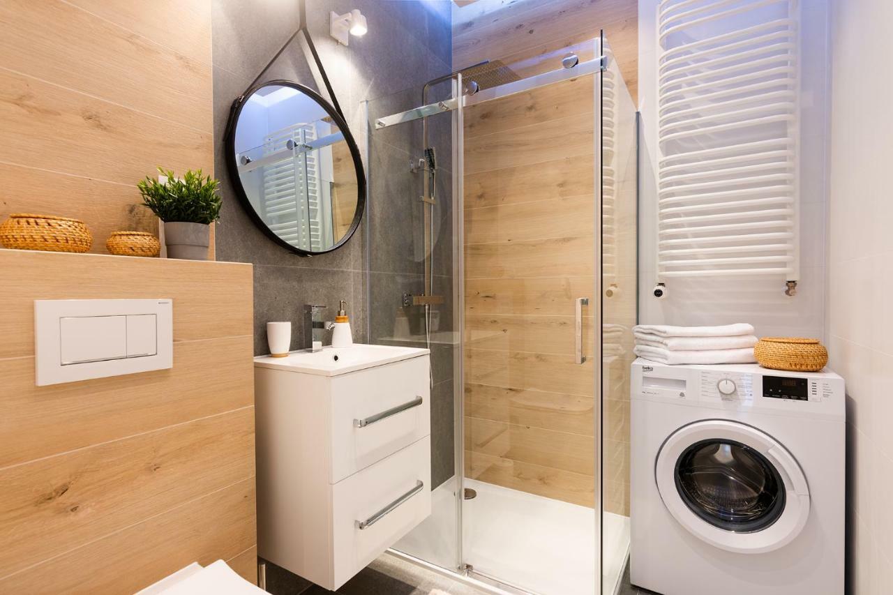 Novum Apartment With Parking Krakow Ngoại thất bức ảnh